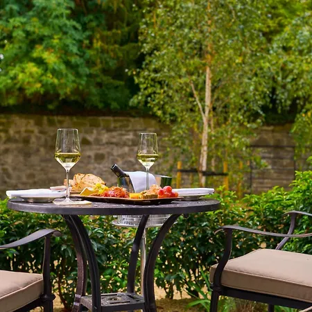 Carton House A Fairmont Managed Hotel Maynooth Esterno foto A patio set