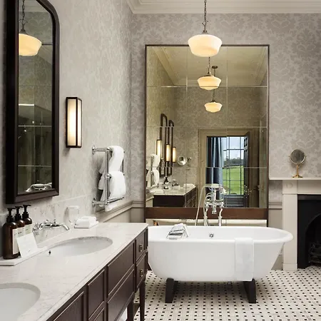 Carton House A Fairmont Managed Hotel Maynooth Esterno foto Bathroom